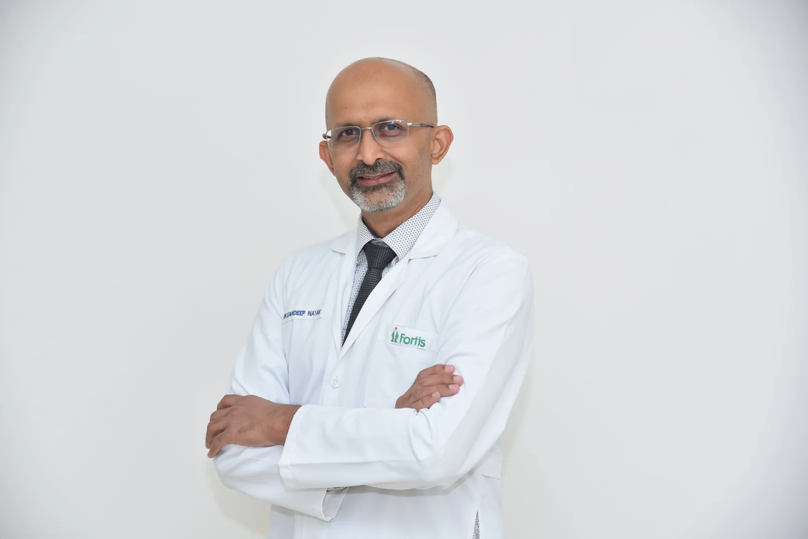 Dr Sandeep Nayak, Oncologists in Bangalore - Expert Care and Compassionate Treatment