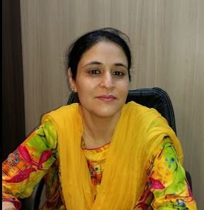 Dr. Harveen Kaur, Gynecologist in Delhi - Expert Care and Compassionate Treatment