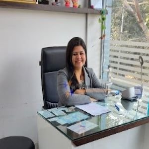Dr. Karishma bhatia, Gynecologist in Delhi - Expert Care and Compassionate Treatment